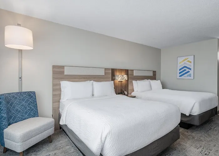 Holiday Inn Express Hotel & Suites Columbus Airport By Ihg