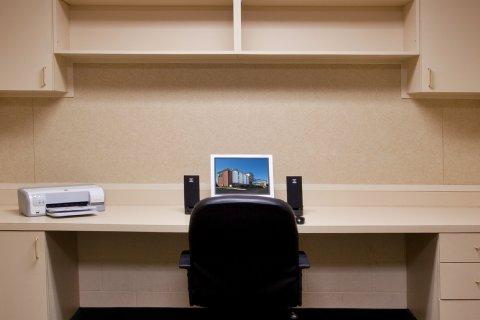 Express & Columbus Airport By Ihg Hotel Gahanna