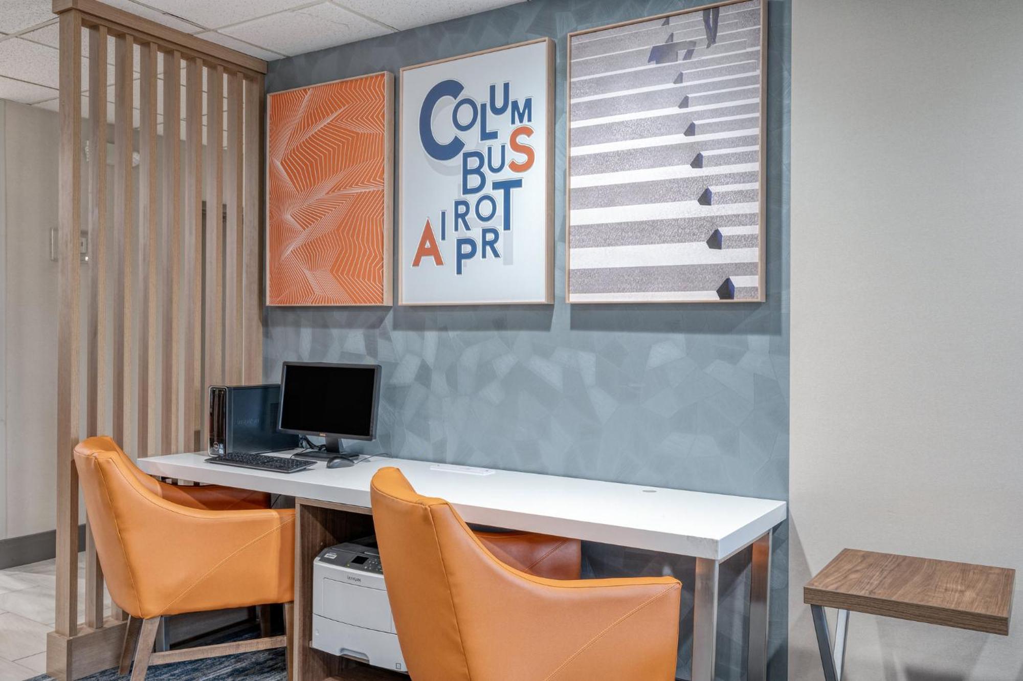 Express & Columbus Airport By Ihg Hotel 3*