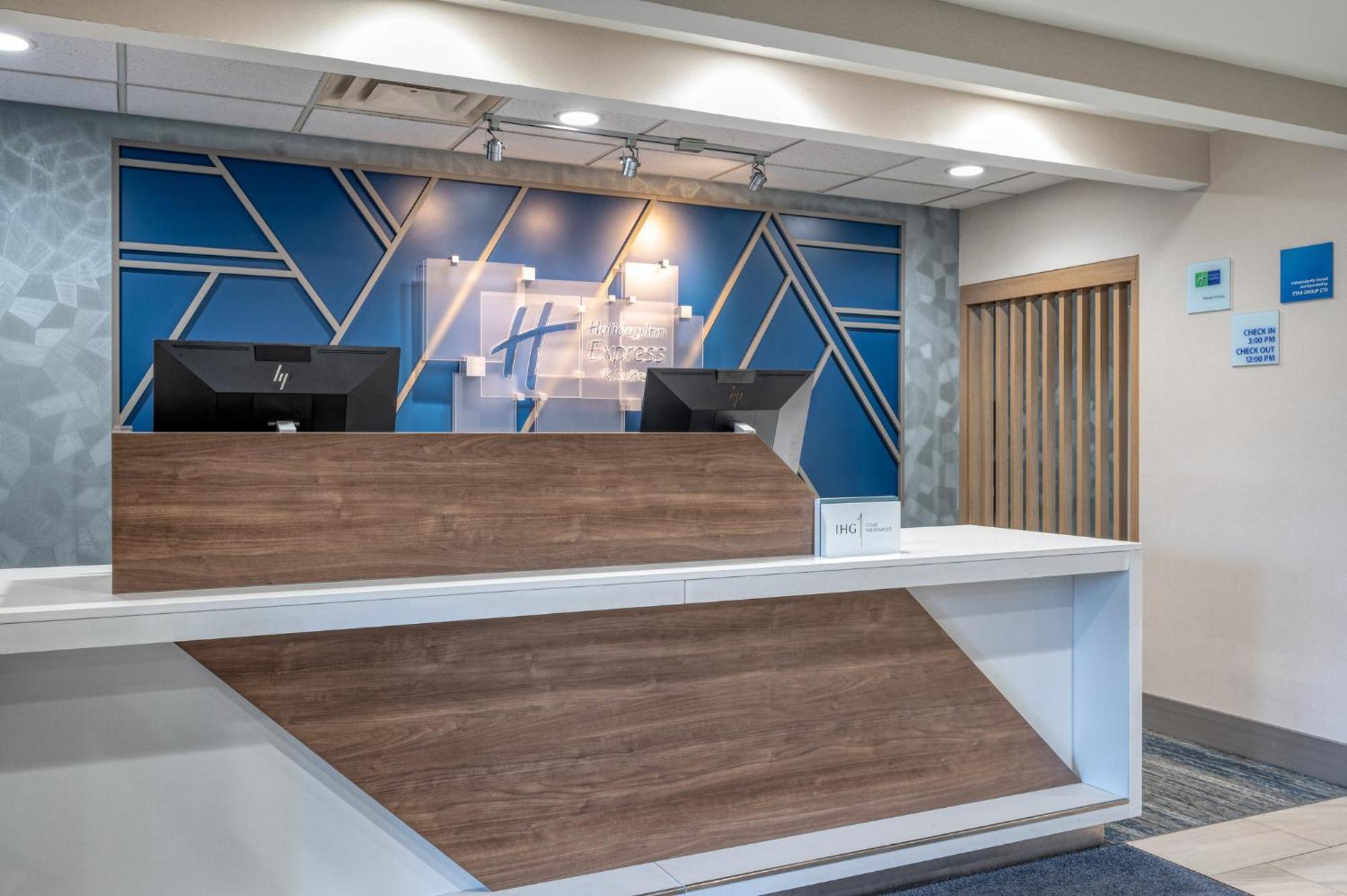 Express & Columbus Airport By Ihg Hotel