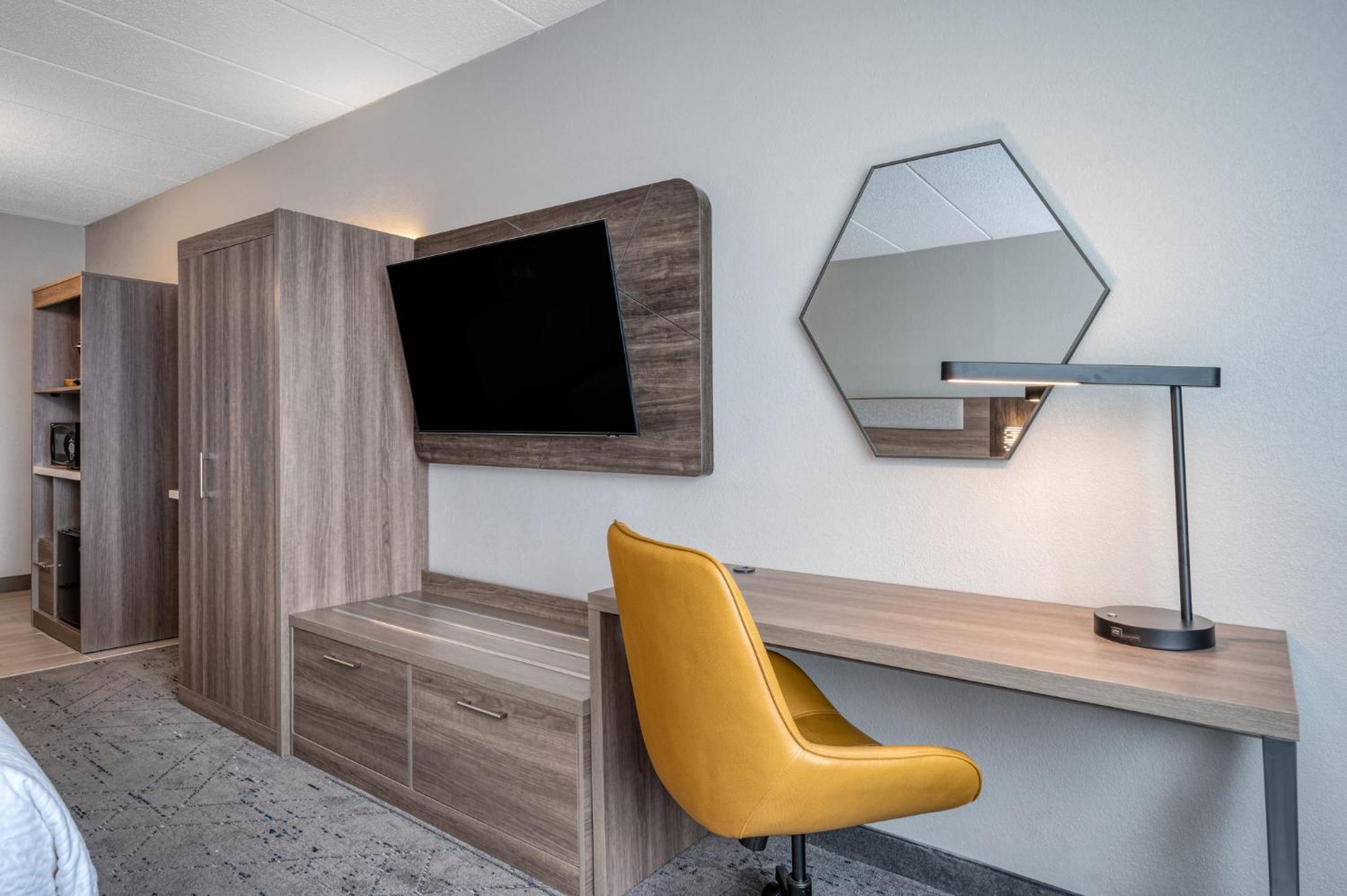 Express & Columbus Airport By Ihg 3* Gahanna