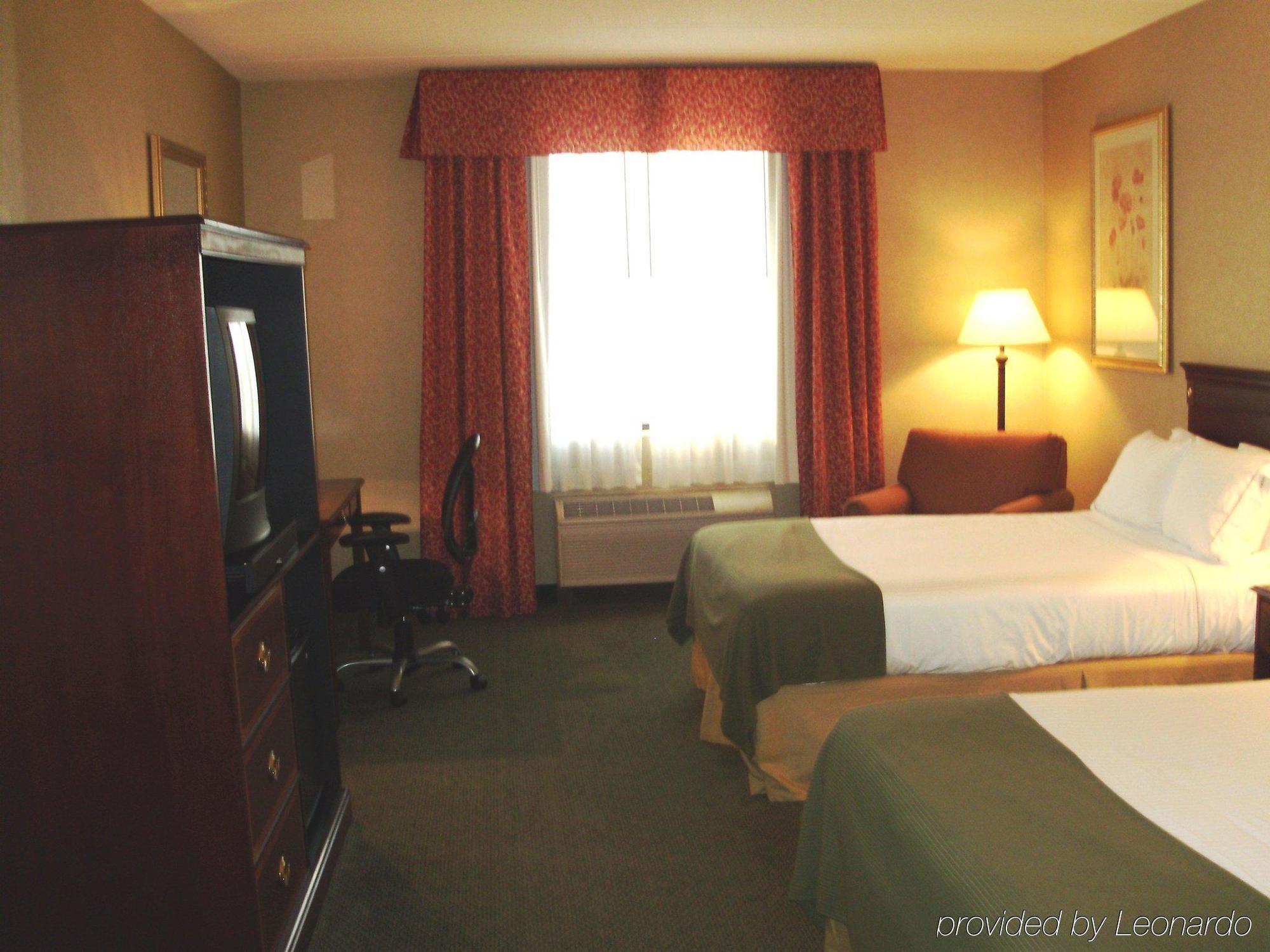 Express & Columbus Airport By Ihg