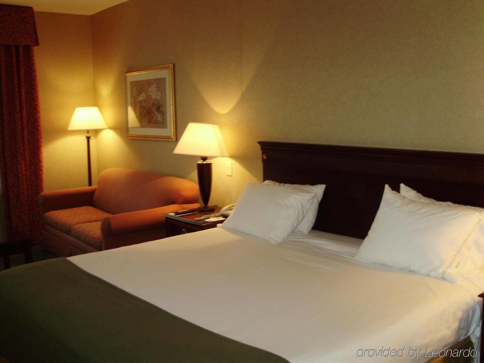 Express & Columbus Airport By Ihg 3* Gahanna